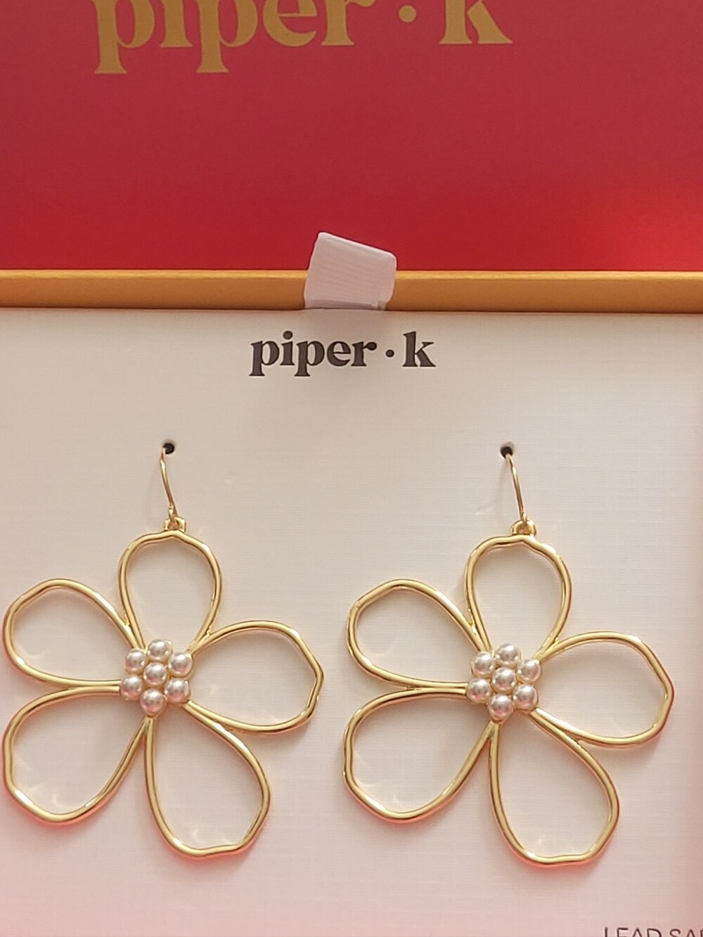 Piper K Gold Flower Pearl Earrings Bnib TL